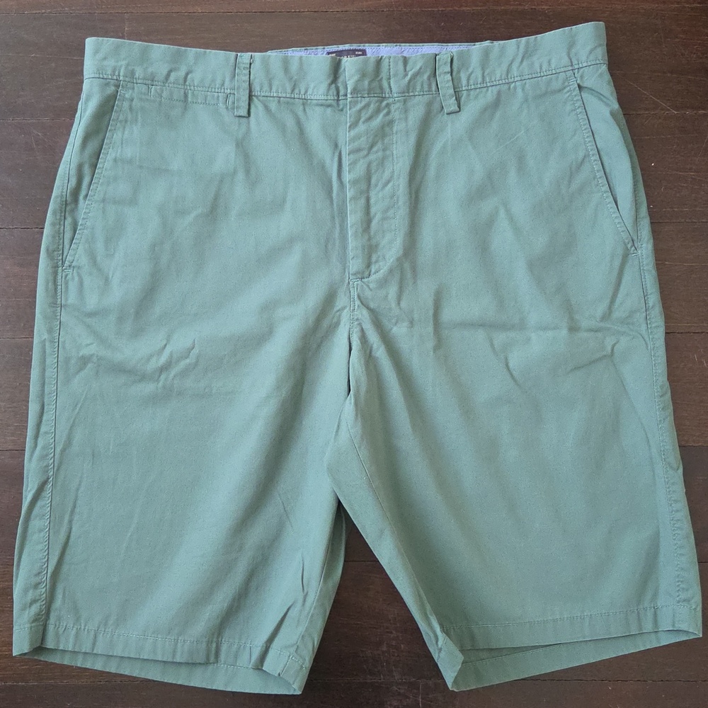 MEN'S J. CREW Green CLUB SHORTS SIZE 36W $60